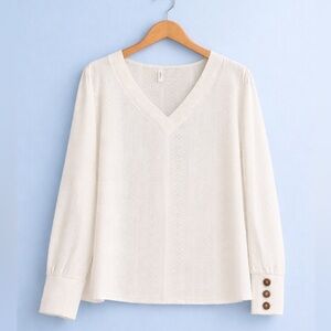 White Eyelet Long Sleeve Top (New without tag)